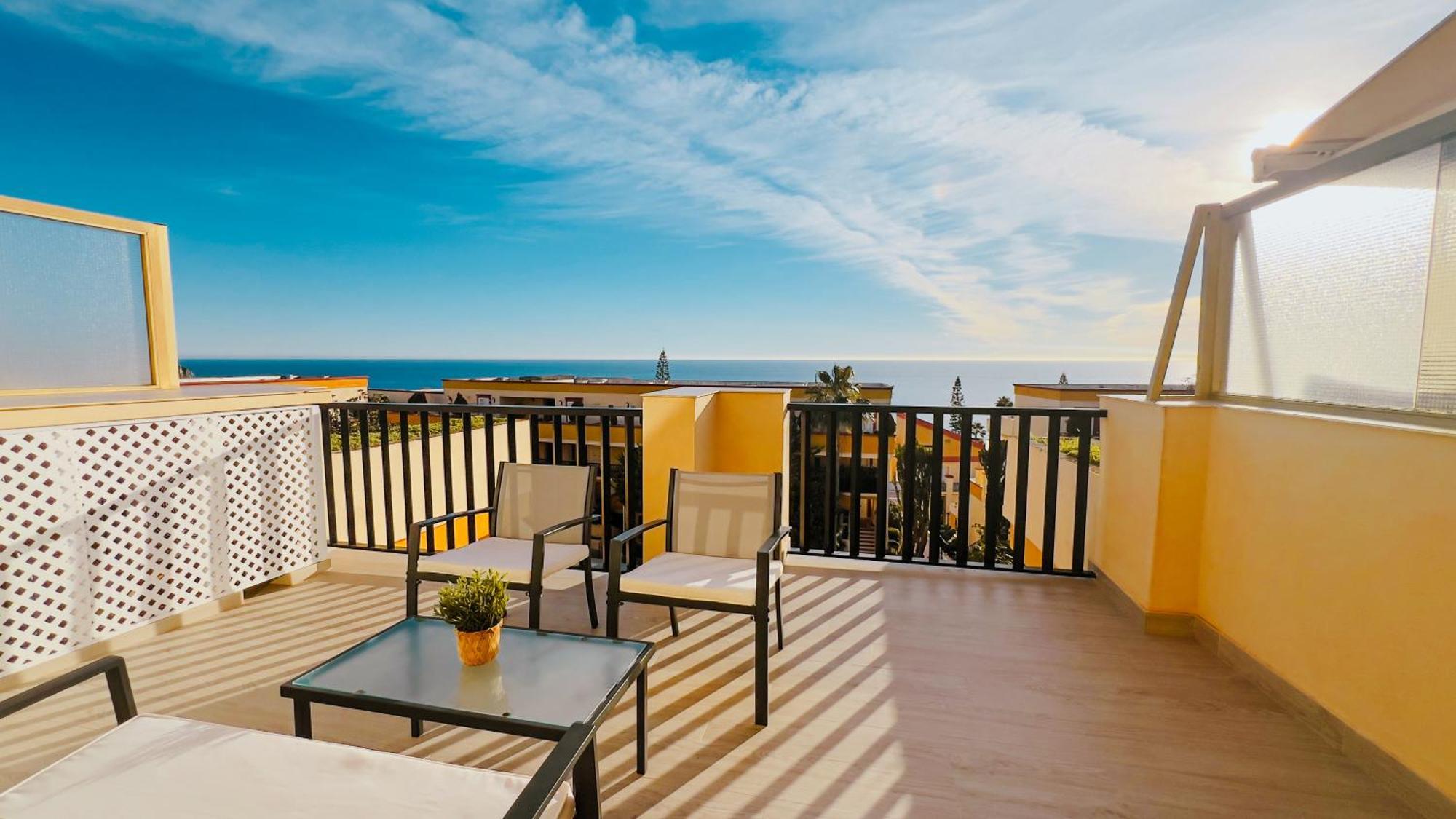 Oleholidays 345 Romana Playa Atico Vistas Al Mar Appartement Marbella